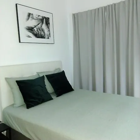 Tomarhousing - Garden Appartement
