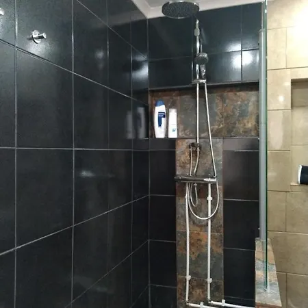 Tomarhousing - Garden Apartman Tomar