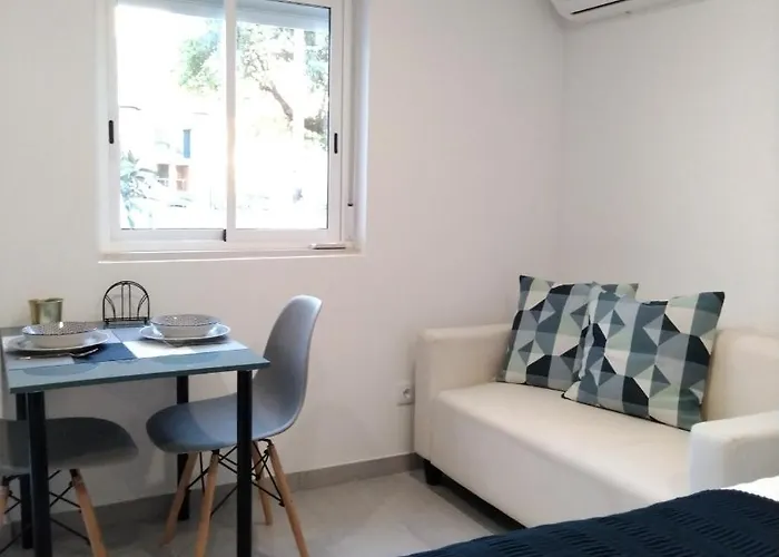 Tomarhousing - Garden 公寓 托马尔